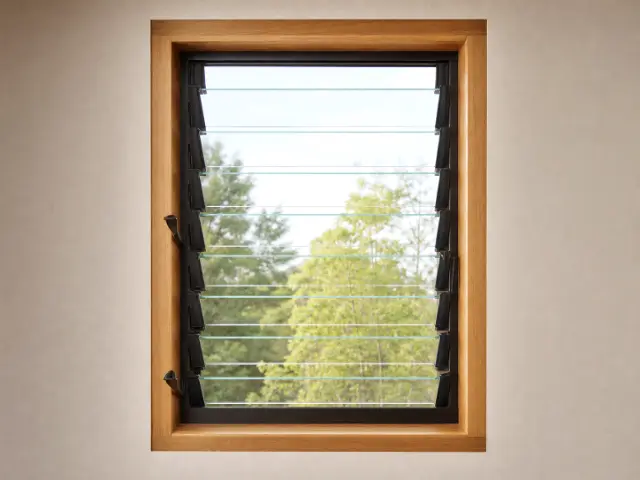 Louvre timber window, design reference W29.
